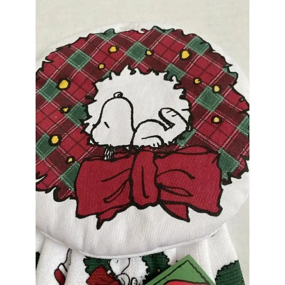 Peanuts Snoopy Hanging Kitchen Towel Christmas Wreath Holidays Woodstock NWT‎